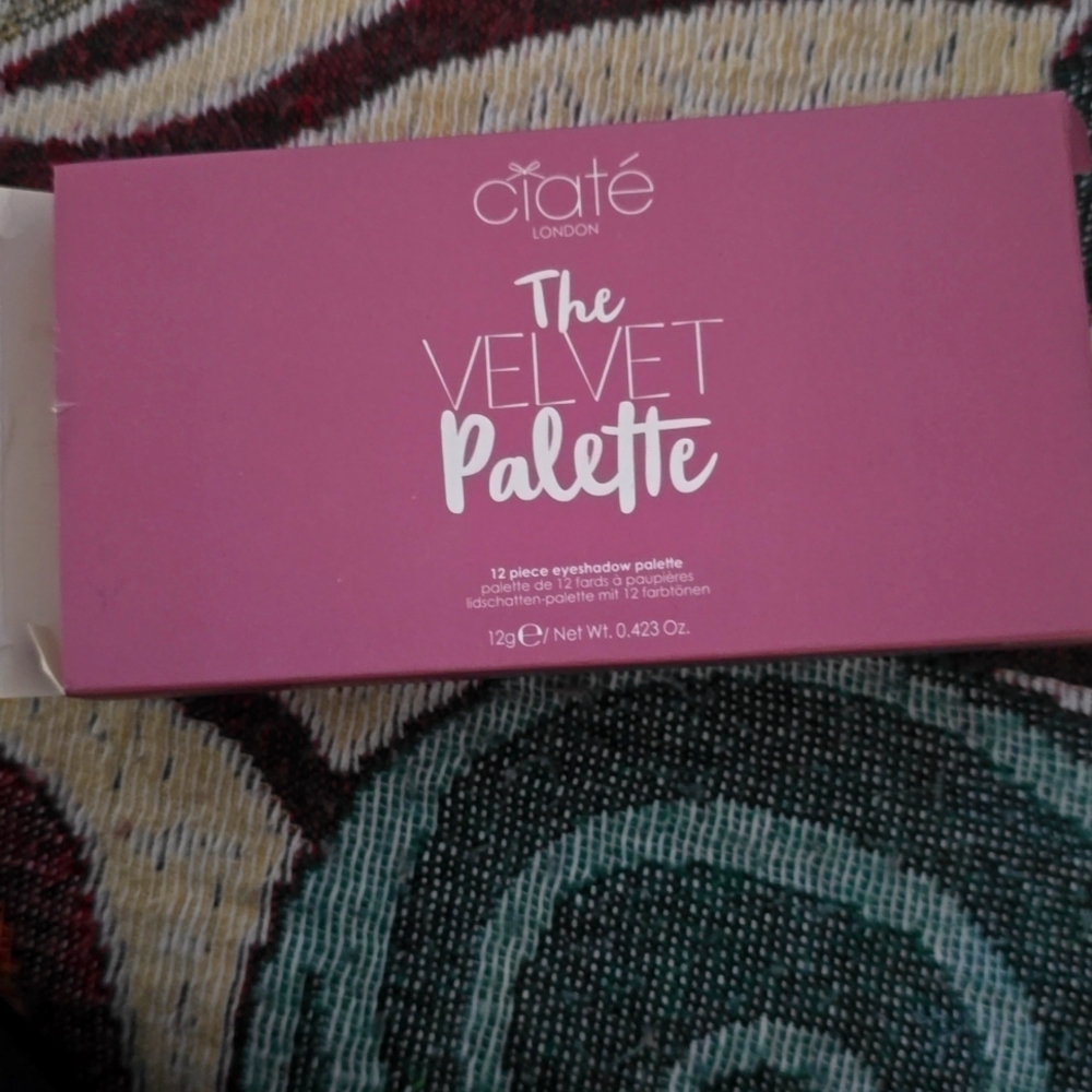 Eyeshadow palette